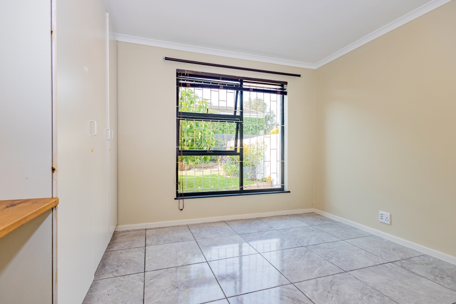 5 Bedroom Property for Sale in De Bron Western Cape